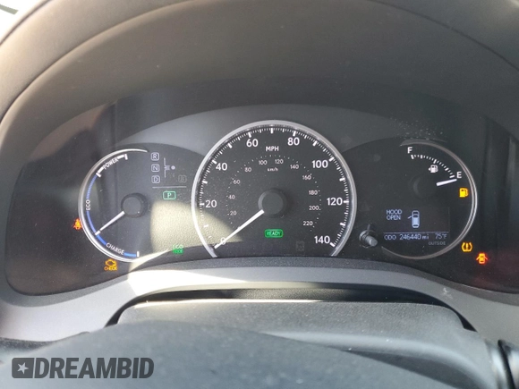 2012 Lexus CT 200h z VIN JTHKD5BH2C2115820, wystawiony jako Copart lot #54248125 z przebiegiem 246 440 mil mil oraz Szkoda całkowita • Salvage title. Historia ofert i sprzedaży dostępna na DreamBid. Obrazek 9.