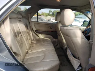 2002 Lexus RX 300 with VIN JTJHF10U820274394, listed as a Copart auction lot 71036874 with 185,606 mi miles and Clean Title. Bid and sale history available at carsss.com. Image 11.