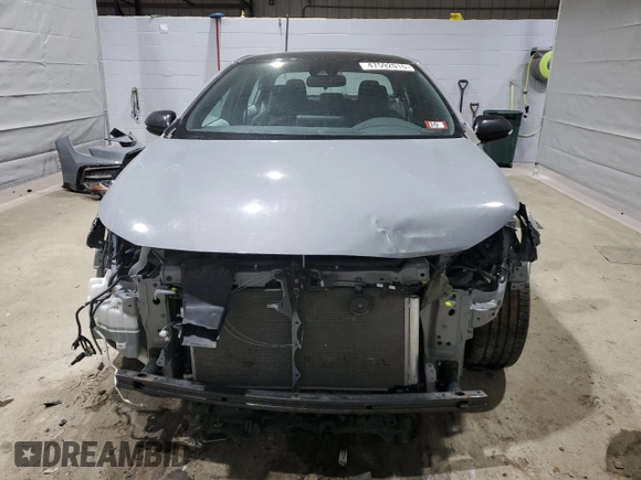 2022 Toyota Corolla SE with VIN 5YFS4MCE9NP115141, listed as a Copart auction lot 47592015 with 26,835 mi miles and Salvage Title. Bid and sale history available at DreamBid. Image 5.