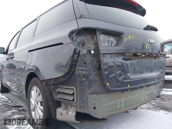 2016 Kia Sedona LX with VIN KNDMB5C19G6210620, listed as a IAAI auction lot 41485717 with 153,783 mi miles and . Bid and sale history available at DreamBid. Image 6.
