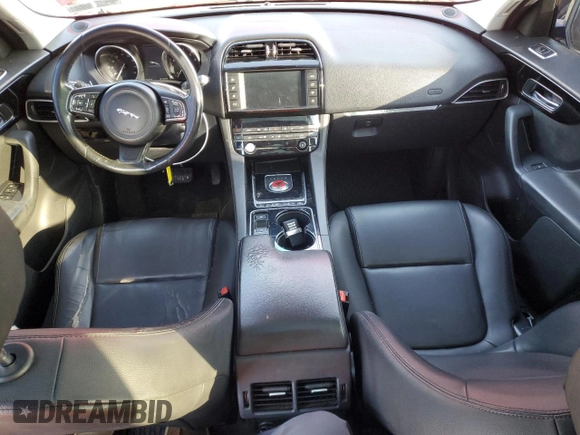 2017 Jaguar F-Pace 35t Premium with VIN SADCJ2BV1HA090591, listed as a Copart auction lot 51320405 with 133,312 mi miles and Clean Title. Bid and sale history available at DreamBid. Image 8.