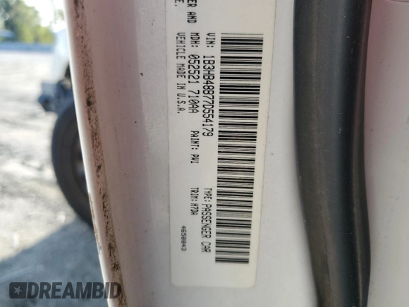 2007 Dodge Caliber SXT with VIN 1B3HB48B77D554179, listed as a Copart auction lot 51833605 with 116,067 mi miles and Salvage Title. Bid and sale history available at DreamBid. Image 13.