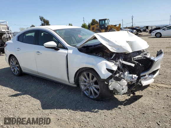 2020 Mazda 3 Preferred Package with VIN 3MZBPADL0LM118837, listed as a Copart auction lot 55680495 with Not Provided miles and Salvage Title. Bid and sale history available at carsss.com. Image 4.