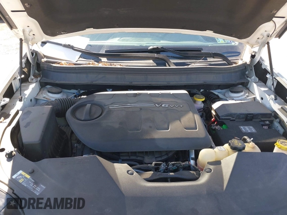 2019 Jeep Cherokee Latitude with VIN 1C4PJMCX7KD146578, listed as a IAAI auction lot 41709586 with 61,134 mi miles. Bid and sale history available at carsss.com. Image 10.