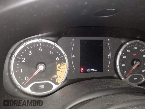 2018 Jeep Renegade Latitude z VIN ZACCJABB0JPH53344, wystawiony jako IAAI lot #41529063 z przebiegiem 102 758 mil mil oraz . Historia ofert i sprzedaży dostępna na DreamBid. Obrazek 7.