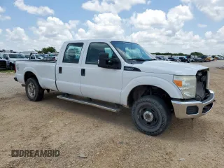 2015 Ford F-250 Lariat with VIN 1FT7W2B65FEB33276, listed as a Copart auction lot 61392365 with 193,284 mi miles and Clean title. Bid and sale history available at DreamBid. Image 4.