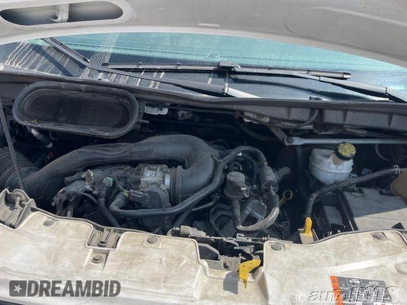 2020 Ford Transit Cargo with VIN 1FTBW3X85LKB80928, listed as a IAAI auction lot 42729884 with 70,670 mi miles and . Bid and sale history available at DreamBid. Image 9.