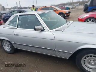 1983 Mercedes-Benz 380 with VIN WDBBA45A0DB024774, listed as a IAAI auction lot 41882815 with 138,386 mi miles. Bid and sale history available at carsss.com. Image 13.