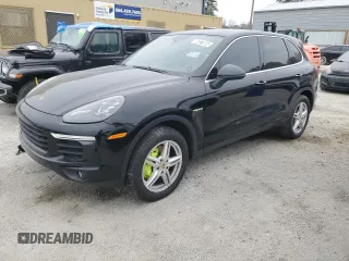 2016 Porsche Cayenne S E-Hybrid z VIN WP1AE2A24GLA61845, wystawiony jako Copart lot #86527684 z przebiegiem 112 001 mil mil oraz Czysty tytuł • Clean title. Historia ofert i sprzedaży dostępna na DreamBid. Obrazek 1.