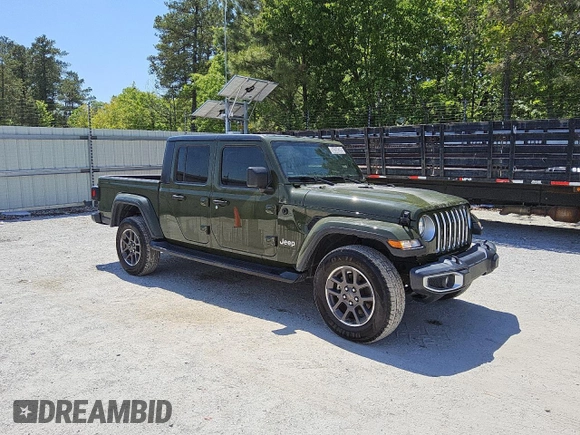 2021 Jeep Gladiator Overland z VIN 1C6HJTFG8ML554582, wystawiony jako Copart lot #50268395 z przebiegiem 78 738 mil mil oraz Czysty tytuł • Clean title. Historia ofert i sprzedaży dostępna na DreamBid. Obrazek 4.