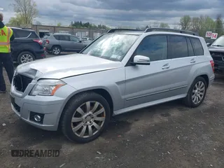 2012 Mercedes-Benz GLK 350 with VIN WDCGG8HB9CF751639, listed as a IAAI auction lot 42122764 with 177,412 mi miles and . Bid and sale history available at carsss.com. Image 2.