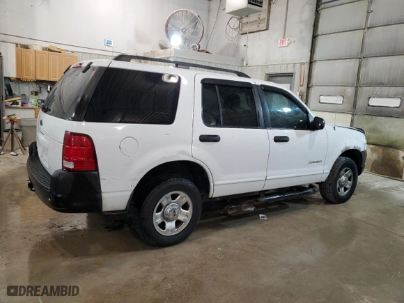 2002 Ford Explorer XLS with VIN 1FMZU72E62ZC24414, listed as a Copart auction lot 45351884 with 208,025 mi miles and Non Repairable. Bid and sale history available at carsss.com. Image 3.