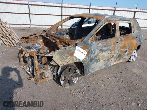 2018 Jeep Compass Latitude with VIN 3C4NJDBBXJT337319, listed as a IAAI auction lot 39594934 with Not provided miles and . Bid and sale history available at DreamBid. Image 2.