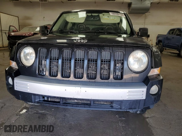 2008 Jeep Patriot Limited with VIN 1J8FT48WX8D574314, listed as a Copart auction lot 68999134 with 161,310 mi miles and Clean Title. Bid and sale history available at DreamBid. Image 5.