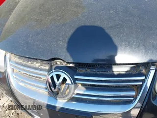 2010 Volkswagen Jetta Sedan S with VIN 3VWJZ7AJ9AM026344, listed as a IAAI auction lot 42035974 with 160,270 mi miles. Bid and sale history available at carsss.com. Image 13.