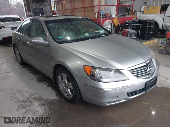 2008 Acura RL with VIN JH4KB16528C004491, listed as a IAAI auction lot 41571102 with 144,373 mi miles and . Bid and sale history available at DreamBid. Image 1.