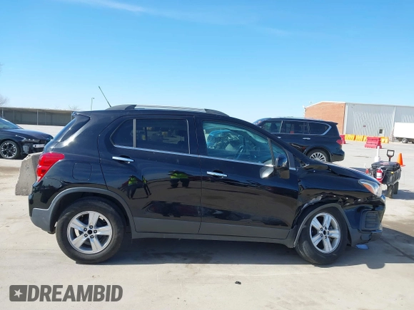 2018 Chevrolet Trax LT with VIN 3GNCJLSB7JL322947, listed as a IAAI auction lot 41820684 with 115,888 mi miles. Bid and sale history available at carsss.com. Image 14.