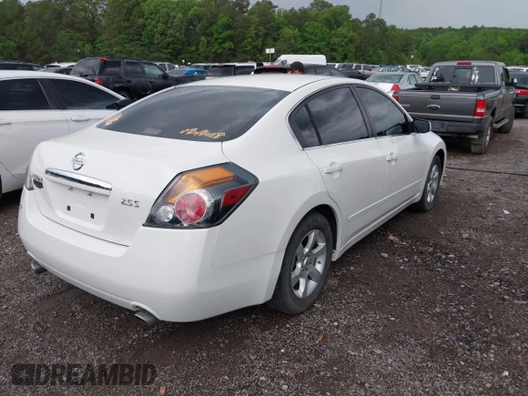 2008 Nissan Altima 2.5 S with VIN 1N4AL21E88C175825, listed as a IAAI auction lot 42081166 with 232,697 mi miles. Bid and sale history available at carsss.com. Image 4.