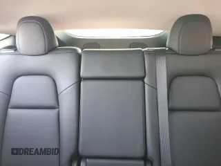 2024 Tesla Model Y с VIN 7SAYGDED3RF166676, выставлен на аукционе Copart как лот 60792165 с пробегом 22 445 миль миль и Списание • Salvage title. История ставок и продаж доступна на DreamBid. Изображение 10.