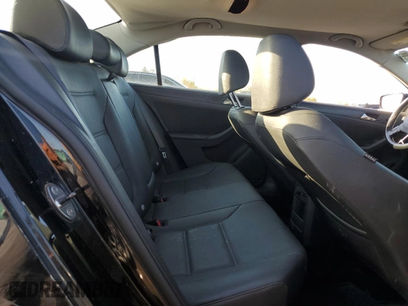 2011 Volkswagen Jetta Sedan SE w/Convenience & Sunroof PZEV with VIN 3VWDZ7AJ0BM364987, listed as a Copart auction lot 53563575 with 76,843 mi miles and Salvage Title. Bid and sale history available at carsss.com. Image 10.