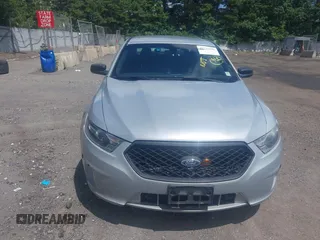 2017 Ford Police Interceptor with VIN 1FAHP2MK0HG111257, listed as a IAAI auction lot 42731936 with 139,101 mi miles and . Bid and sale history available at DreamBid. Image 12.