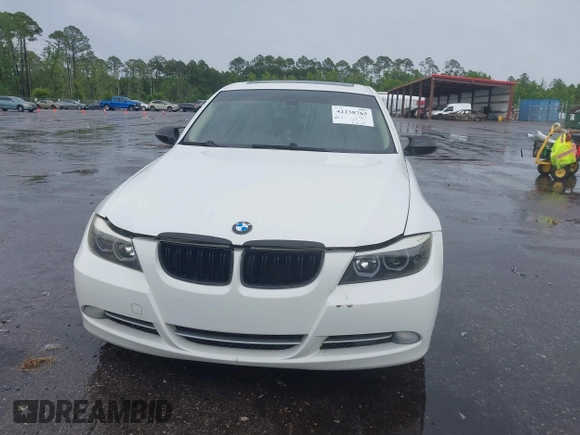2008 BMW 3 Series 335i with VIN WBAVB73528VH26019, listed as a IAAI auction lot 42238763 with Not provided miles and . Bid and sale history available at DreamBid. Image 6.