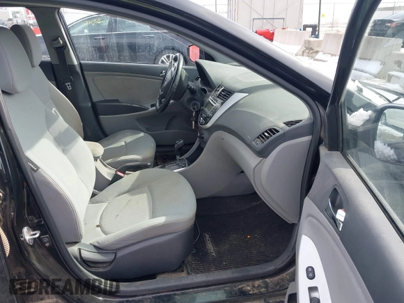 2012 Hyundai Accent SE with VIN KMHCU5AE6CU039158, listed as a IAAI auction lot 41721743 with 178,208 mi miles. Bid and sale history available at carsss.com. Image 5.