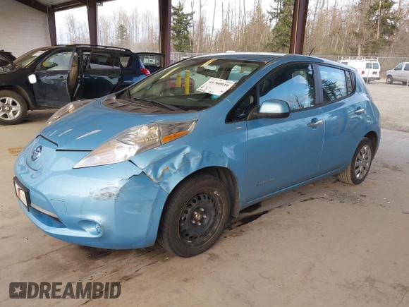 2015 Nissan LEAF SV with VIN 1N4AZ0CP3FC332529, listed as a IAAI auction lot 41760939 with 60,503 mi miles. Bid and sale history available at carsss.com. Image 2.