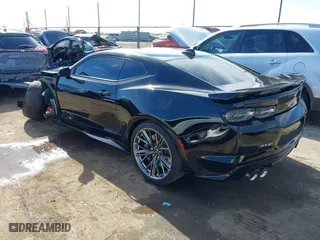 2022 Chevrolet Camaro ZL1 with VIN 1G1FK1R60N0118888, listed as a IAAI auction lot 41475426 with 6,944 mi miles. Bid and sale history available at carsss.com. Image 3.