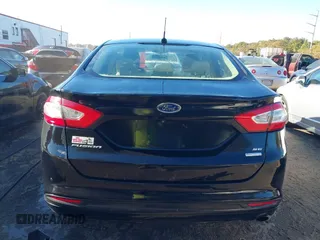 2016 Ford Fusion SE with VIN 1FA6P0HD0G5132790, listed as a IAAI auction lot 40604197 with 300,100 mi miles. Bid and sale history available at carsss.com. Image 17.