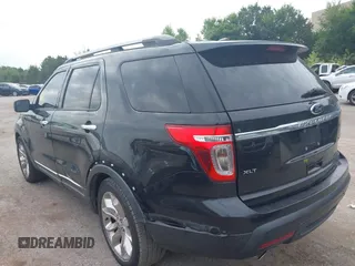 2013 Ford Explorer XLT z VIN 1FM5K7D82DGB43274, wystawiony jako IAAI lot #40139384 z przebiegiem 225 349 mil mil oraz . Historia ofert i sprzedaży dostępna na DreamBid. Obrazek 3.