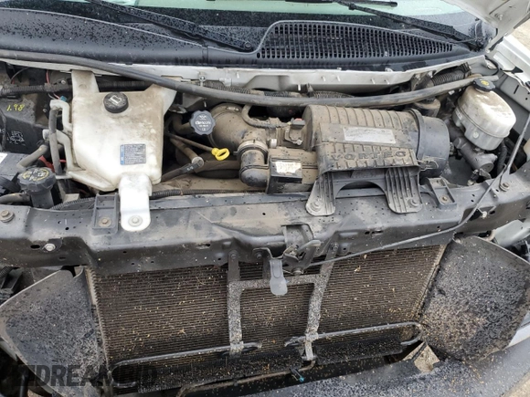 2019 Chevrolet Express Cargo z VIN 1GCWGBFG4K1185639, wystawiony jako Copart lot #88564825 z przebiegiem Nie podano mil oraz Szkoda całkowita • Salvage title. Historia ofert i sprzedaży dostępna na DreamBid. Obrazek 12.