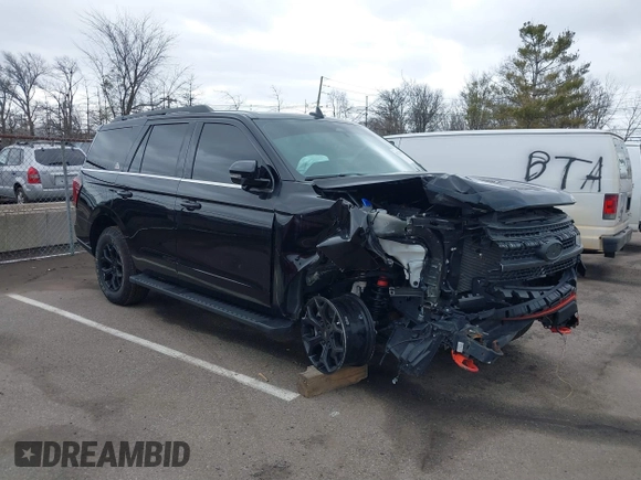 2024 Ford Expedition Timberline with VIN 1FMJU1RGXREA55808, listed as a IAAI auction lot 41737393 with 623 mi miles and . Bid and sale history available at DreamBid. Image 6.