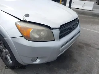 2006 Toyota RAV4 Sport with VIN JTMZK32V865003607, listed as a IAAI auction lot 42056770 with 286,144 mi miles. Bid and sale history available at carsss.com. Image 17.