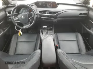 2019 Lexus UX 200 with VIN JTHY3JBH2K2002650, listed as a Copart auction lot 47837255 with 230,758 mi miles and Clean Title. Bid and sale history available at DreamBid. Image 8.
