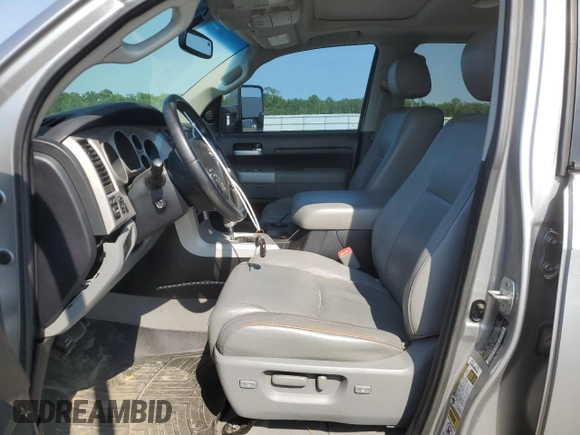 2007 Toyota Tundra Limited z VIN 5TBEV58127S455837, wystawiony jako Copart lot #59780055 z przebiegiem 306 409 mil mil oraz Czysty tytuł • Clean title. Historia ofert i sprzedaży dostępna na DreamBid. Obrazek 7.