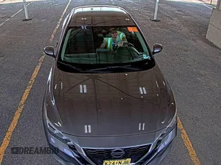 2021 Nissan Sentra S z VIN 3N1AB8BV6MY210008, wystawiony jako IAAI lot #42573212 z przebiegiem 154 022 mil mil oraz . Historia ofert i sprzedaży dostępna na DreamBid. Obrazek 1.