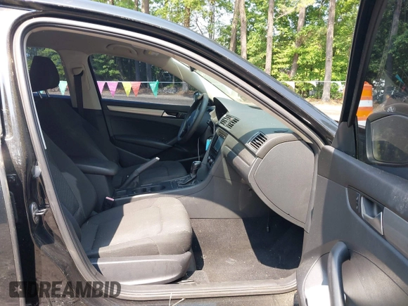2014 Volkswagen Passat Wolfsburg Edition with VIN 1VWAT7A35EC056127, listed as a IAAI auction lot 42497467 with 111,443 mi miles and . Bid and sale history available at DreamBid. Image 5.