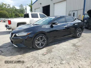 2021 Nissan Maxima SV with VIN 1N4AA6CV9MC514564, listed as a Copart auction lot 62476754 with 32,425 mi miles and Salvage Title. Bid and sale history available at carsss.com. Image 1.