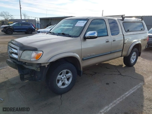 2006 Toyota Tundra SR5 with VIN 5TBBT44166S478013, listed as a IAAI auction lot 41631506 with 253,851 mi miles. Bid and sale history available at carsss.com. Image 2.