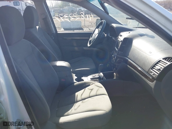 2010 Hyundai Santa Fe GLS with VIN 5NMSG3AB2AH393670, listed as a IAAI auction lot 41822377 with 166,522 mi miles. Bid and sale history available at carsss.com. Image 5.