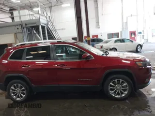 2019 Jeep Cherokee Latitude Plus с VIN 1C4PJMLN5KD142723, выставлен на аукционе IAAI как лот 42624765 с пробегом 85 750 миль миль и . История ставок и продаж доступна на DreamBid. Изображение 13.