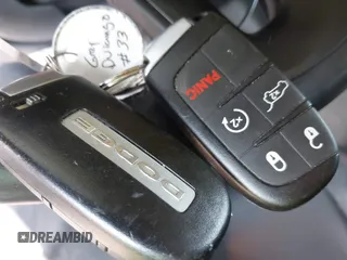 2018 Dodge Durango GT z VIN 1C4RDJDG9JC497428, wystawiony jako IAAI lot #42478979 z przebiegiem 71 247 mil mil oraz . Historia ofert i sprzedaży dostępna na DreamBid. Obrazek 11.