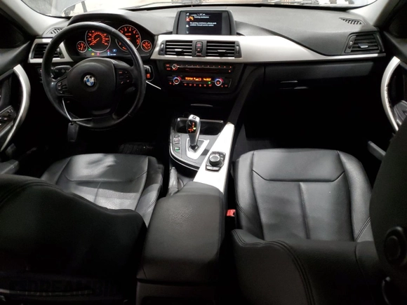 2015 BMW 3 Series 320i with VIN WBA3B1C5XFK139521, listed as a Copart auction lot 50147955 with 82,701 mi miles and Clean Title. Bid and sale history available at carsss.com. Image 8.
