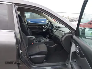 2017 Nissan Rogue SV with VIN 5N1AT2MT6HC842083, listed as a IAAI auction lot 41260224 with 64,013 mi miles. Bid and sale history available at carsss.com. Image 5.
