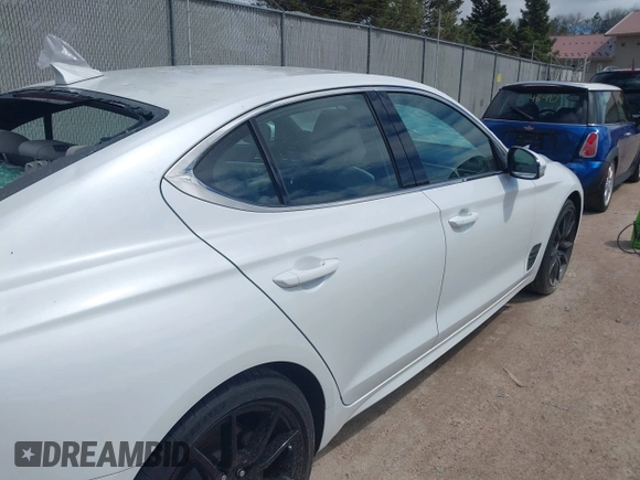 2023 Genesis G70 2.0T z VIN KMTG34TA7PU131917, wystawiony jako IAAI lot #42142928 z przebiegiem 32 158 mil mil oraz . Historia ofert i sprzedaży dostępna na DreamBid. Obrazek 20.