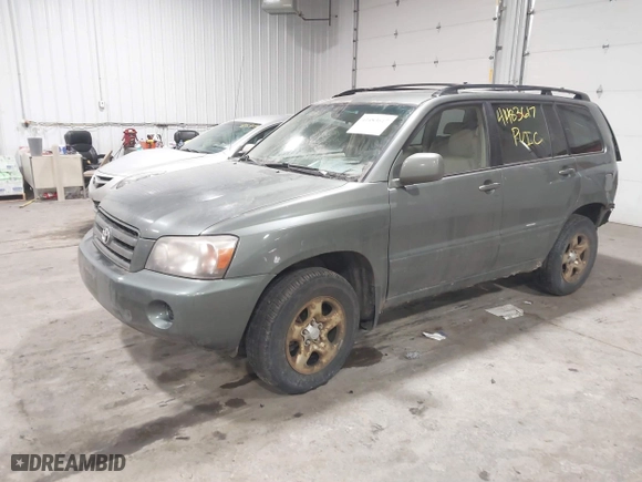 2005 Toyota Highlander with VIN JTEHD21A650033792, listed as a IAAI auction lot 41483617 with 246,068 mi miles. Bid and sale history available at carsss.com. Image 2.