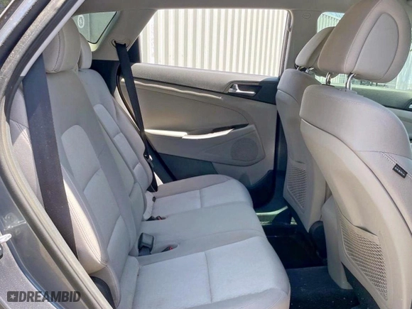 2016 Hyundai Tucson SE with VIN KM8J33A44GU092601, listed as a Copart auction lot 53004435 with 157,054 mi miles and Clean Title. Bid and sale history available at carsss.com. Image 6.