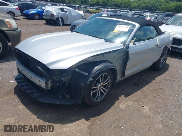 2017 Ford Mustang EcoBoost Premium z VIN 1FATP8UH6H5279739, wystawiony jako IAAI lot #42647755 z przebiegiem 91 724 mil mil oraz . Historia ofert i sprzedaży dostępna na DreamBid. Obrazek 18.