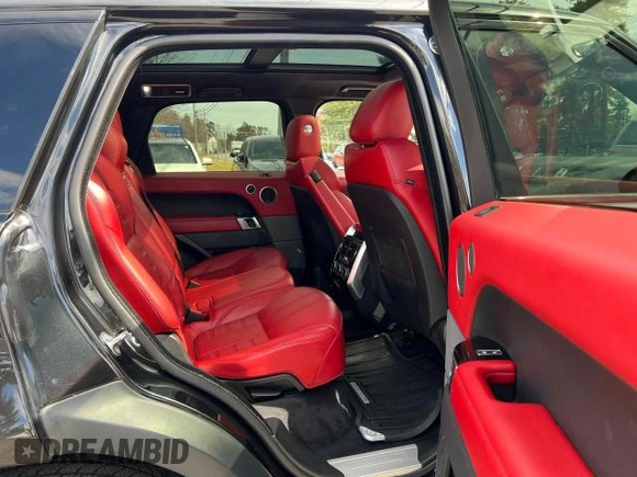2017 Land Rover Range Rover Sport HSE Dynamic with VIN SALWV2FV9HA136152, listed as a Copart auction lot 55789615 with 120,643 mi miles and Clean title. Bid and sale history available at DreamBid. Image 6.
